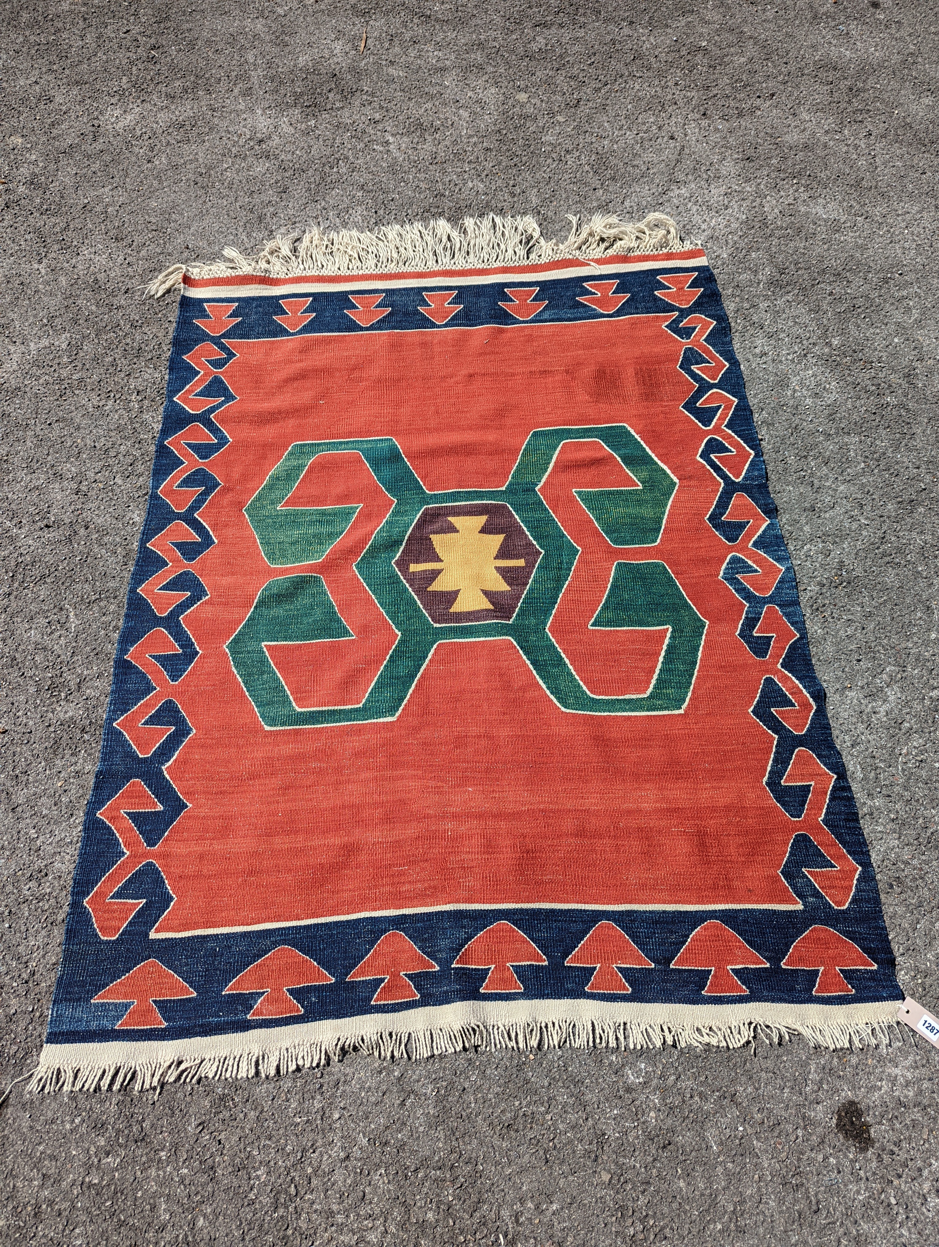 An Anatolian flatweave rug, 170 x 130cm